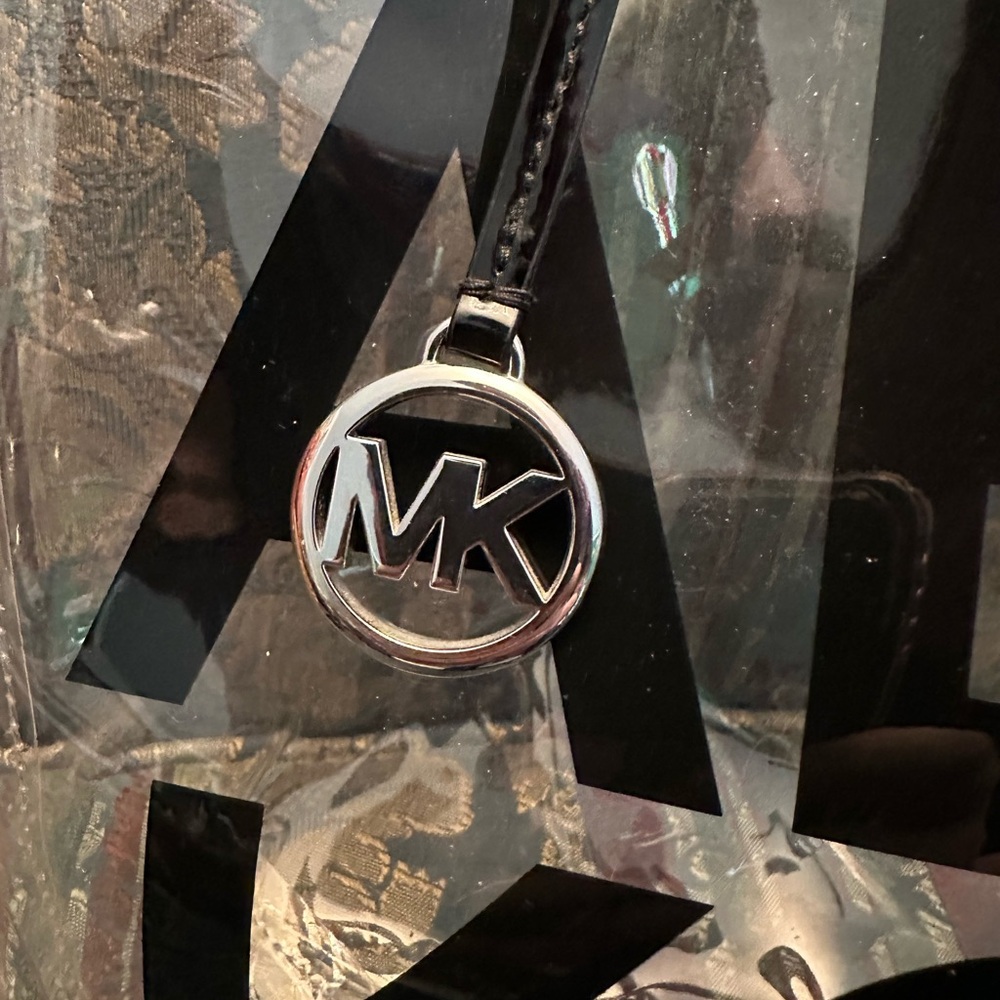 Michael Kors PVC Tote - Picture 3 of 6